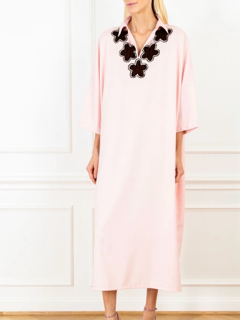 NWT Elegant Pink Embroidered Maxi Caftan Dress